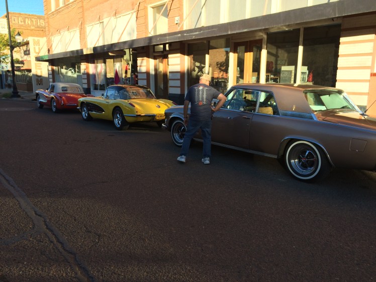 also at the corner.JPG